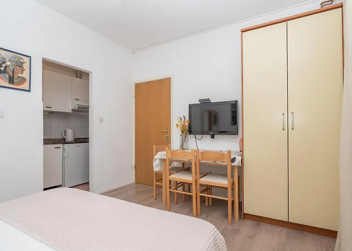 Apartament Sani
