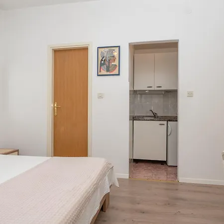 Apartment Sani Makarska