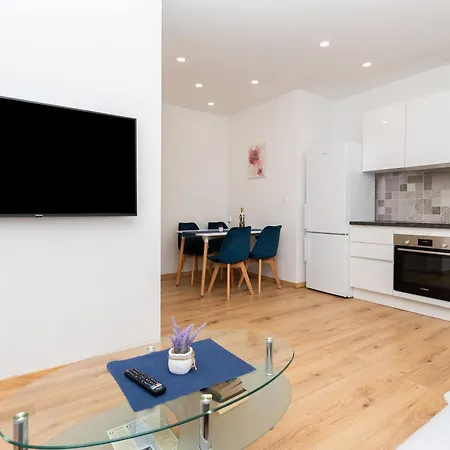 Sani Apartment